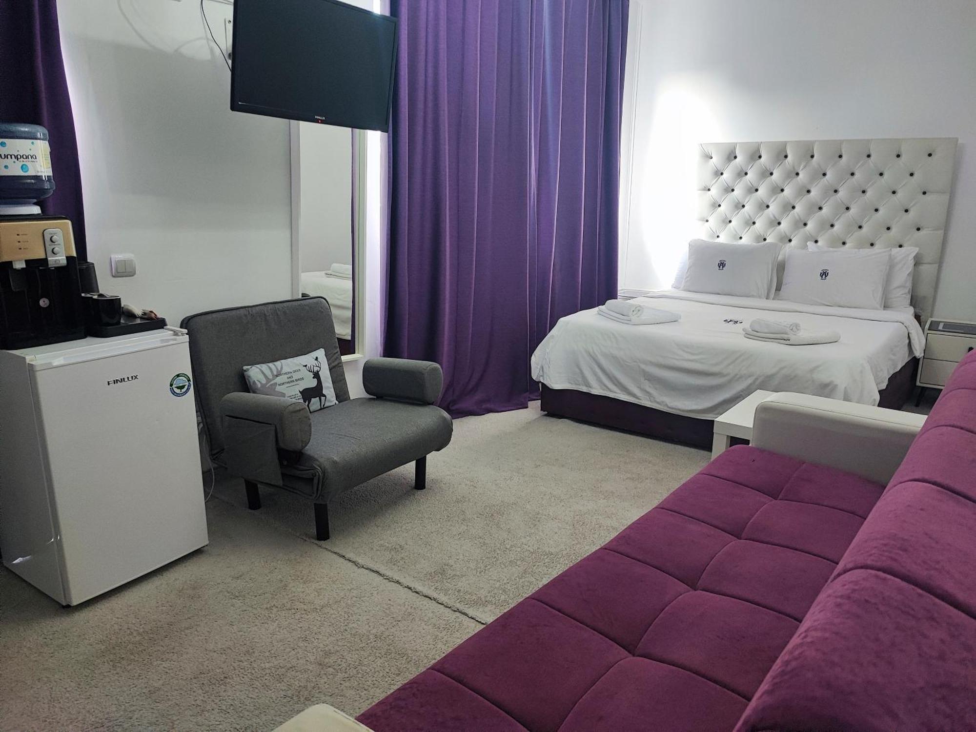 Iris Boutique Therme & Bucharest Otopeni Airport ภายนอก รูปภาพ