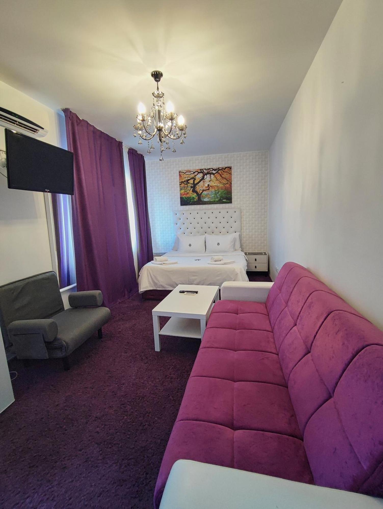 Iris Boutique Therme & Bucharest Otopeni Airport ภายนอก รูปภาพ