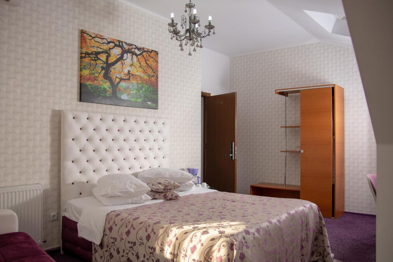 Iris Boutique Therme & Bucharest Otopeni Airport ภายนอก รูปภาพ